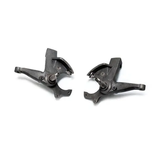 MaxTrac 92-98 GM C1500/2500 2WD Standard Cab 5/6 Lug 2in Front Lowering Spindles