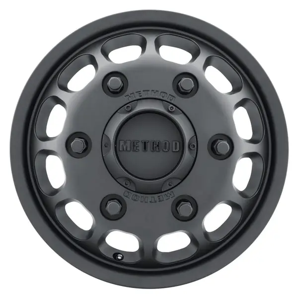 Method MR901 - FRONT 16x5.5 +117mm Offset 6x205 161.04mm CB Matte Black Wheel