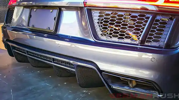 Audi R8 2016-2018 Carbon Fiber Rear Diffuser