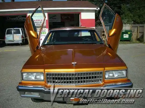 Vertical Doors Chevrolet Caprice 1977-1990