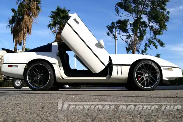 Vertical Doors Chevrolet Corvette C4 1984-1996