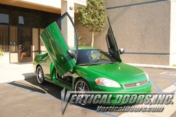 Vertical Doors Chevrolet Monte Carlo 2000-2007