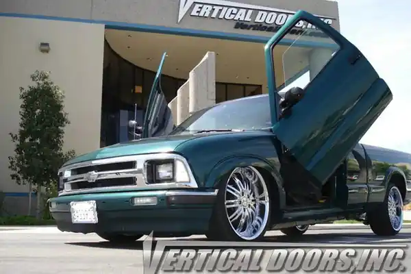 Vertical Doors Chevrolet S10 1994-2004