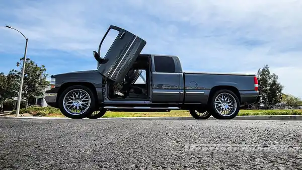 Vertical Doors Chevrolet Silverado 1999-2006