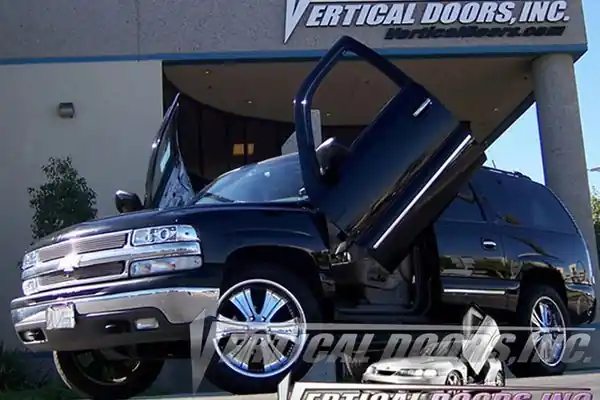 Vertical Doors Chevrolet Suburban 2000-2006