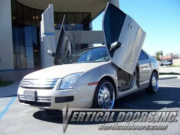 Vertical Doors Ford Fusion 2005-2012