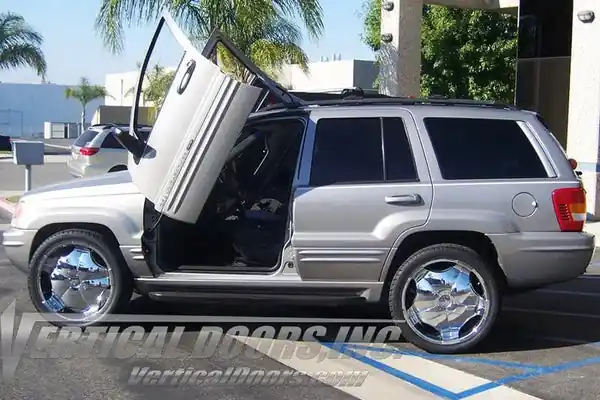 Vertical Doors Jeep Cherokee 1999-2004 4DR