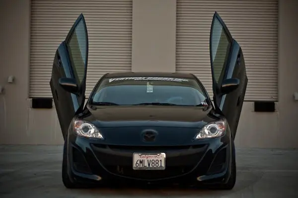 Vertical Doors Mazda 3 2010-2013