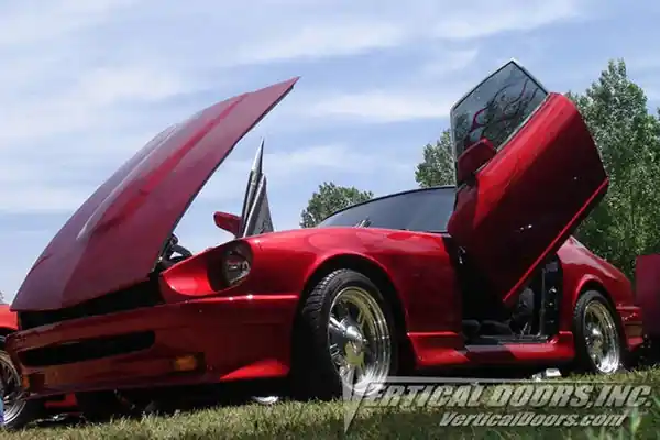 Vertical Doors 1974 Nissan 260Z