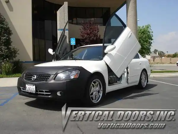 Vertical Doors Nissan Altima 2002-2006 4DR