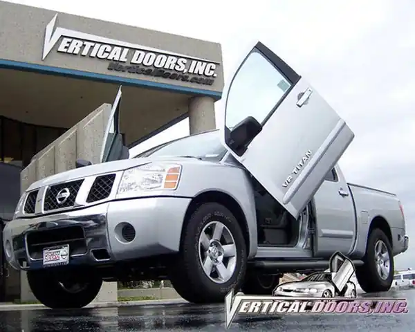 Vertical Doors Nissan Titan 2003-2015