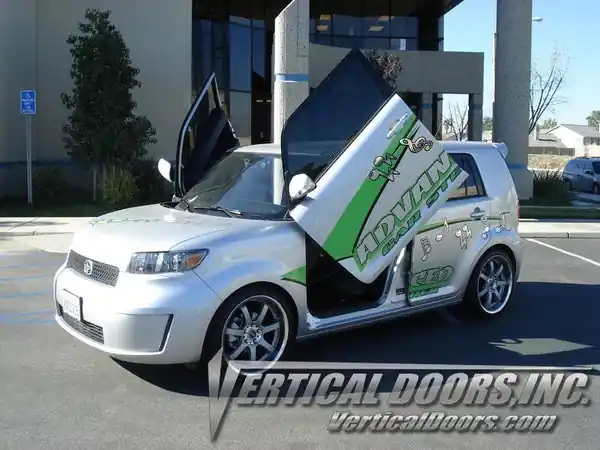 Vertical Doors Scion XB 2008-2015