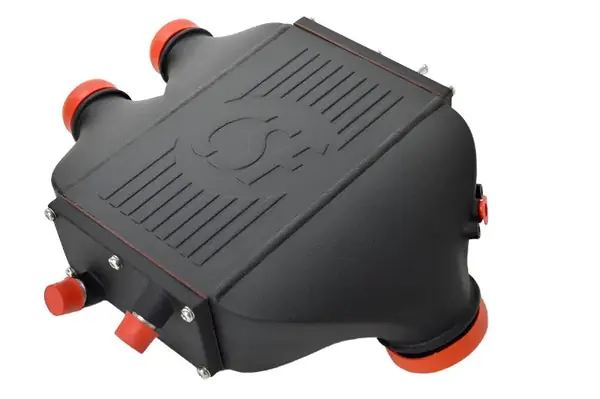 CSF 2014+ BMW M3/M4 (F8X) Top Mount Charge-Air-Cooler - Crinkle Black