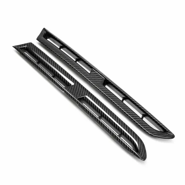 Seibon 09-10 Nissan GTR R35 Carbon Fiber Fender Ducts (Pair)