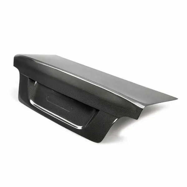 Seibon 97-03 BMW 5 Series (E39) CSL-Style Carbon Fiber Trunk/Hatch